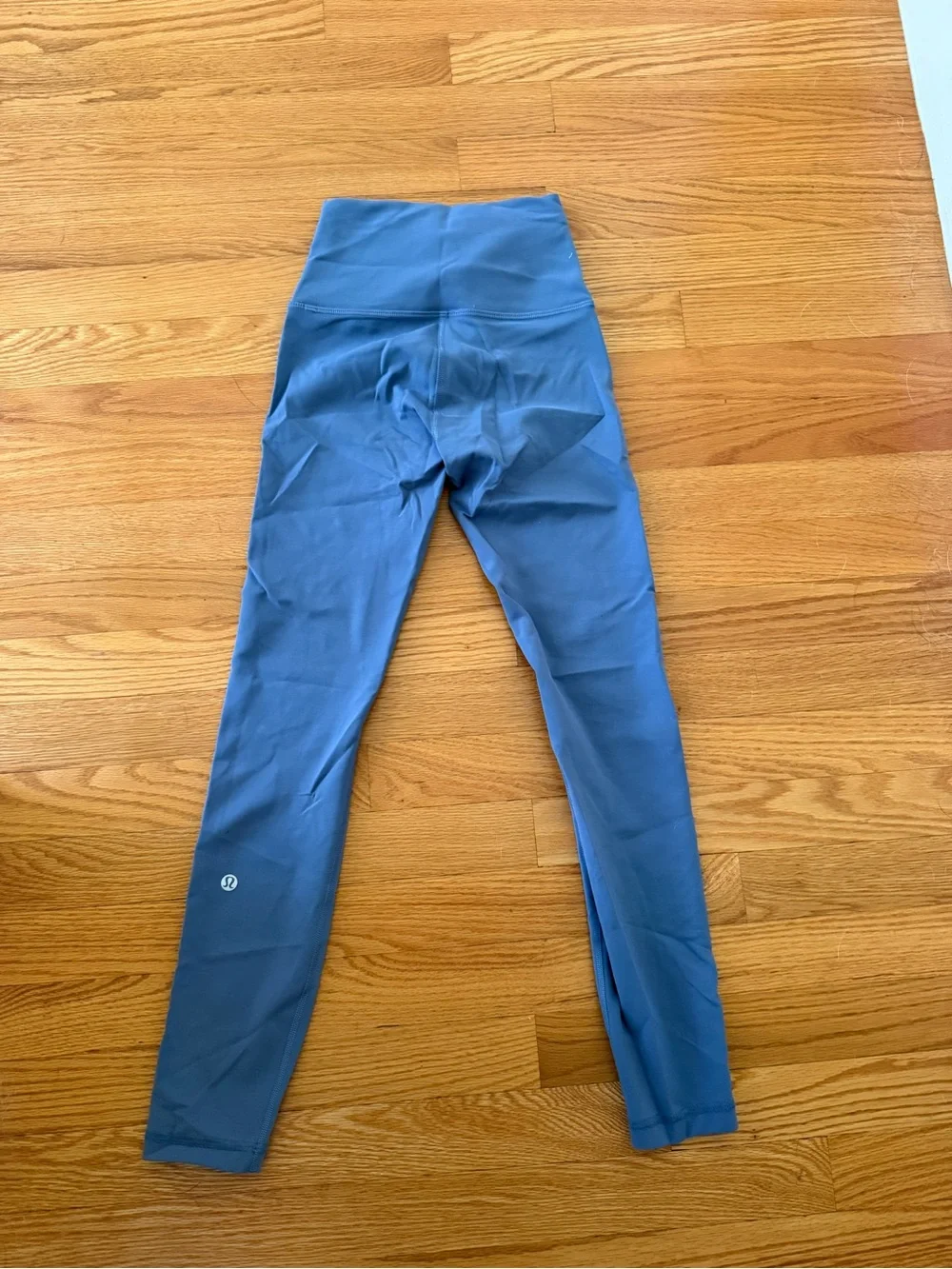 Lululemon women’s wunder train leggings